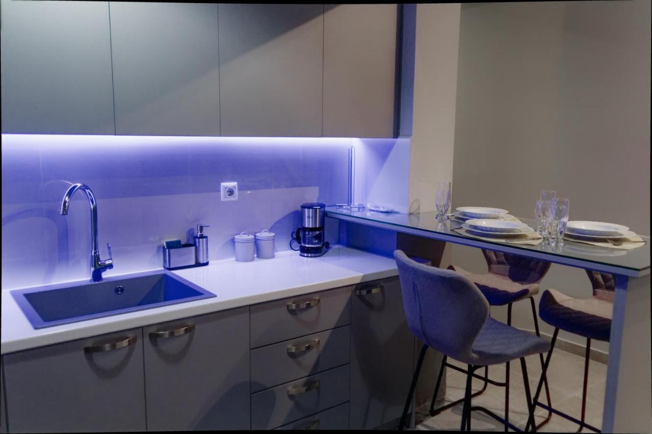 Niriides Apartments Порто Хели Екстериор снимка