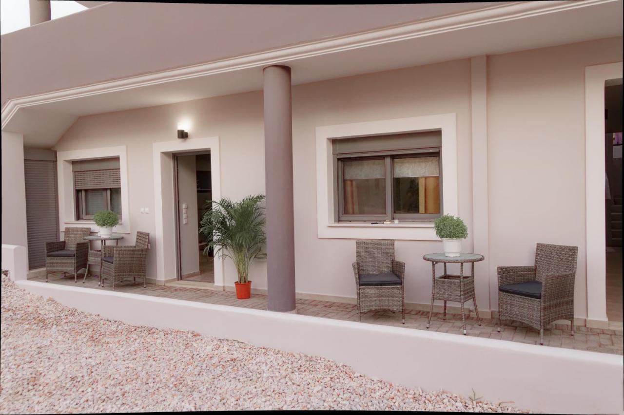 Niriides Apartments Порто Хели Екстериор снимка
